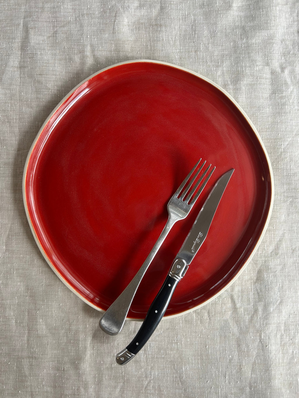 Dinner Plate - Bottlebrush