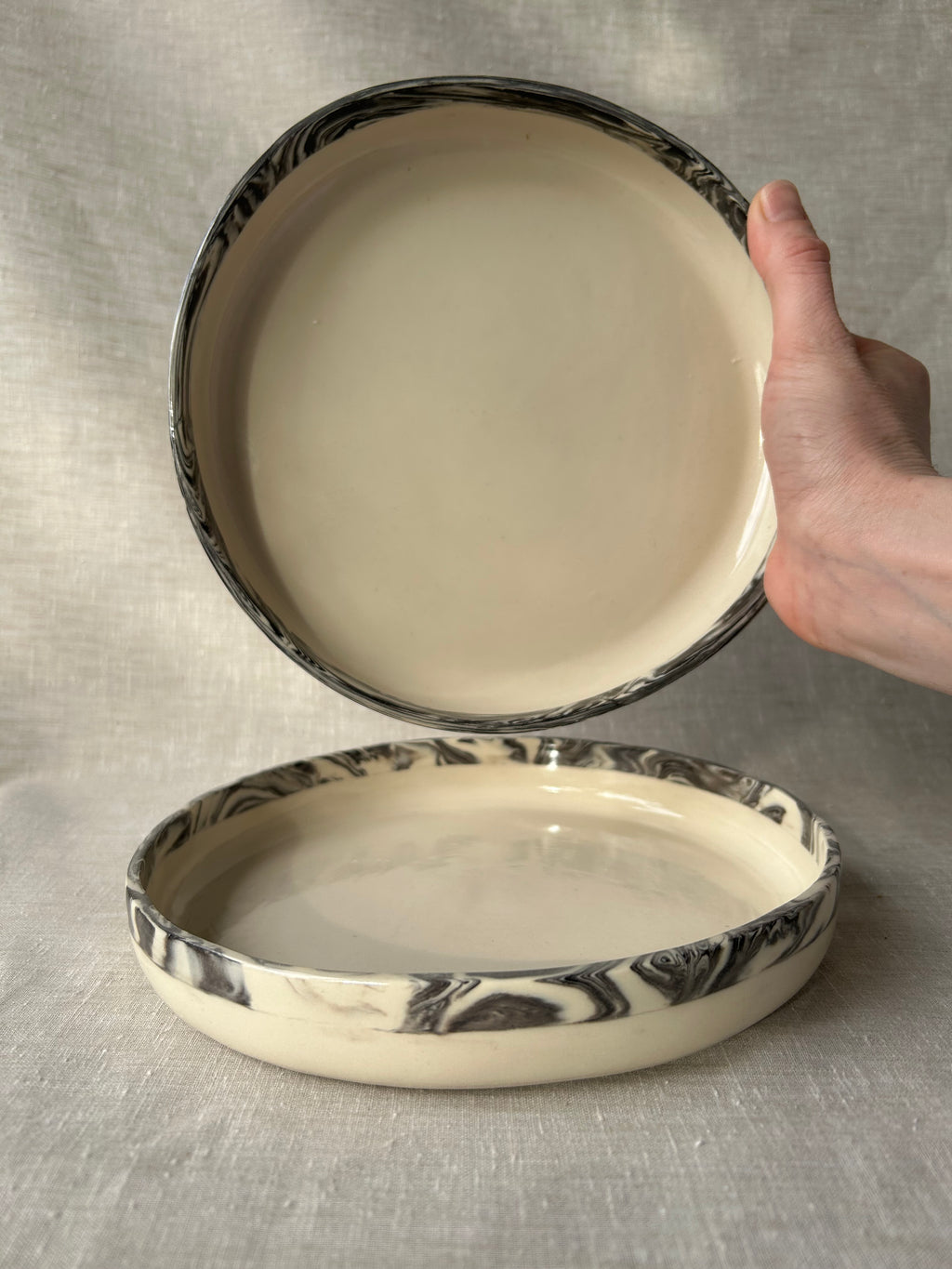Marbled Round Deep Plate Set