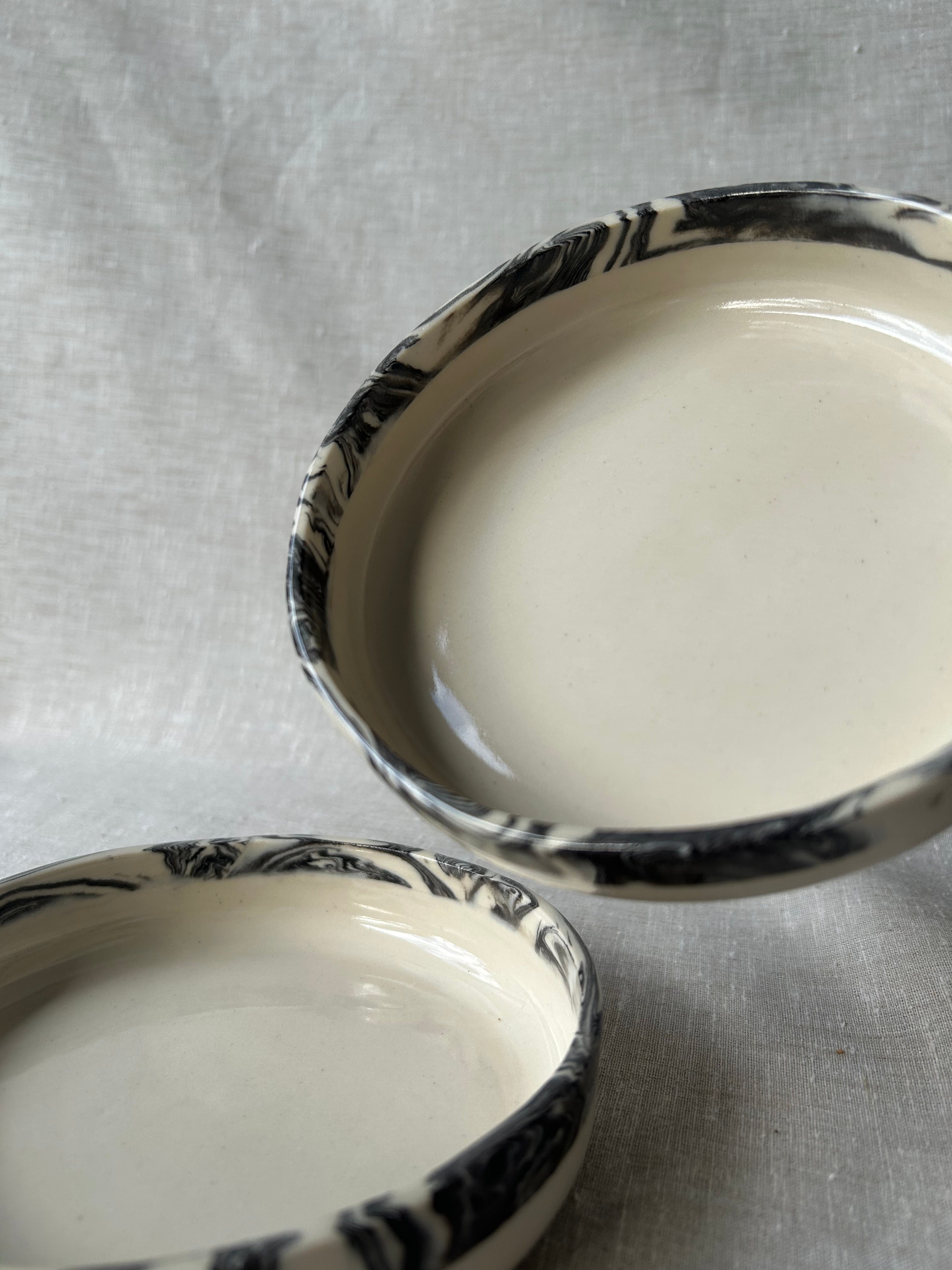Marbled Round Deep Plate Set - Snack
