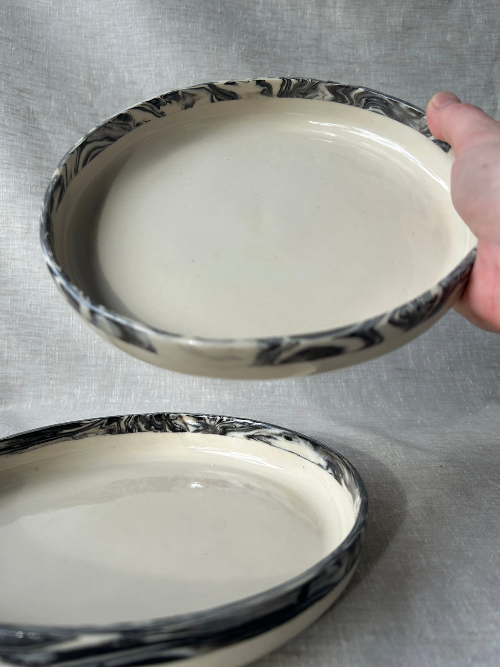 Marbled Round Deep Plate Set
