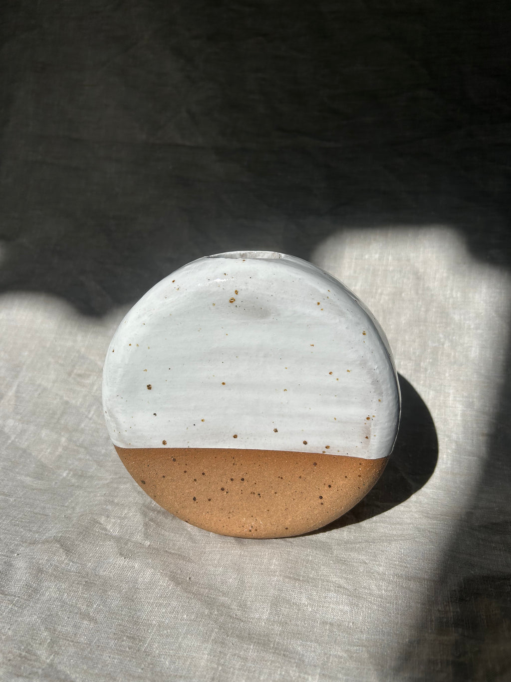 Round Vase - White