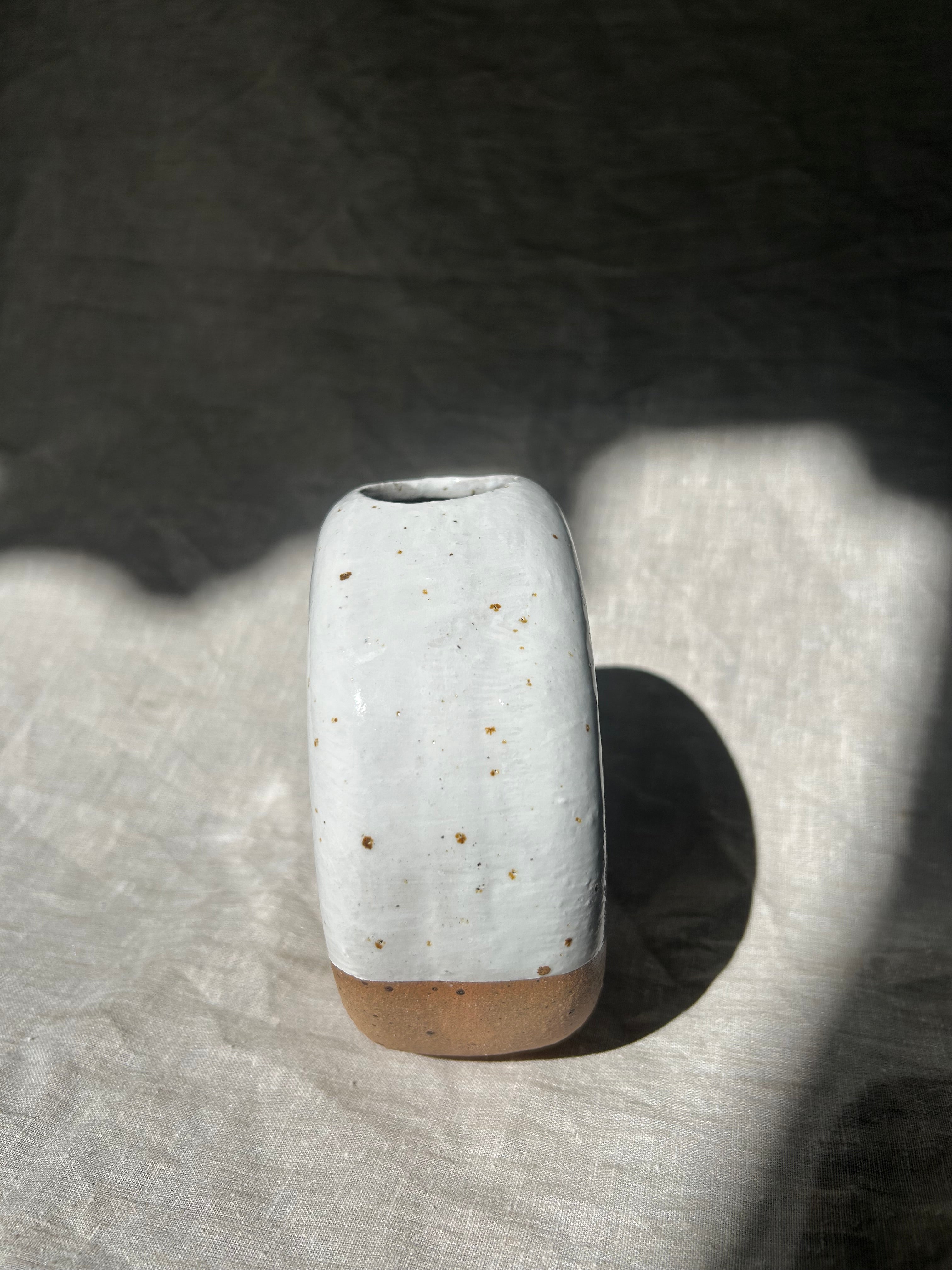 Round Vase - White